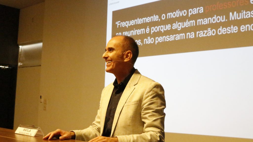 Programa Excelência na Implantodontia