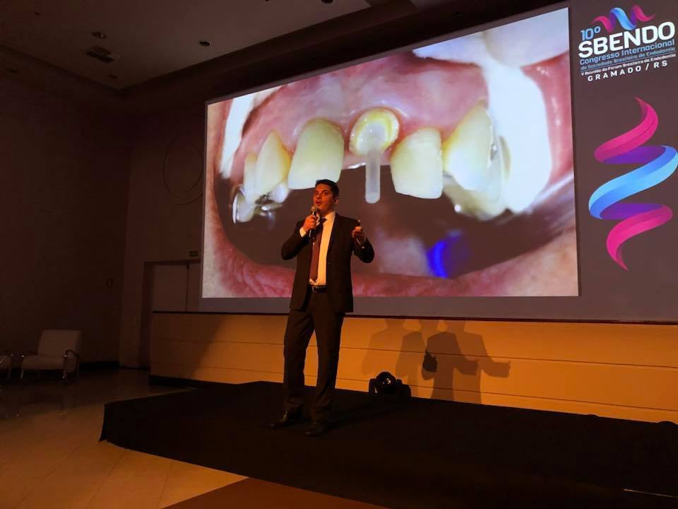 Dental Press 10º Congresso da SBEndo segue até este sábado (29)